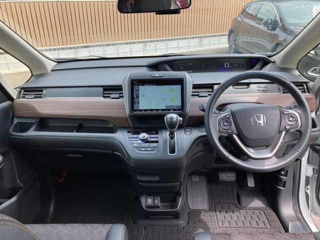 Honda FREED 2021-04 24229-1