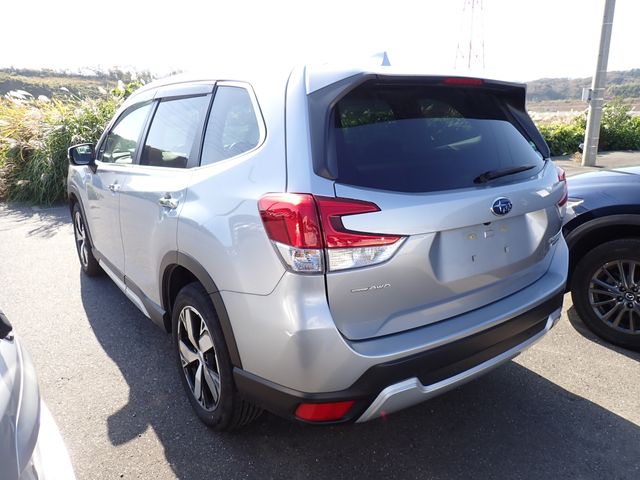 Subaru FORESTER 2020-10 12622-10