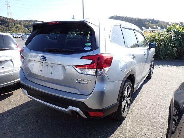 Subaru FORESTER 2020-10 12622-9