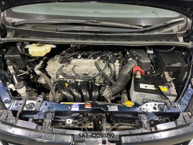 Toyota VOXY 2015-01 205974-18