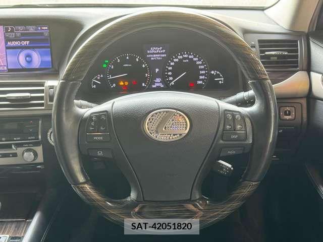 Lexus LS 2012-11 234973-18