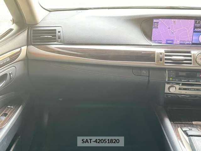 Lexus LS 2012-11 234973-16