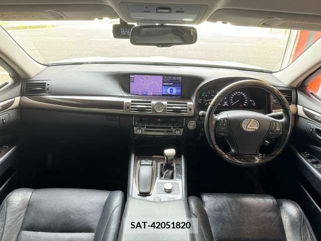 Lexus LS 2012-11 234973-15