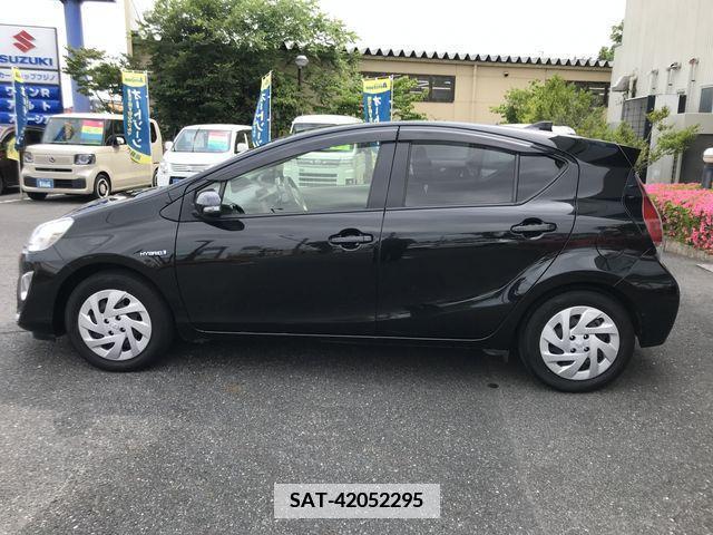 Toyota AQUA 2016-02 381500-3