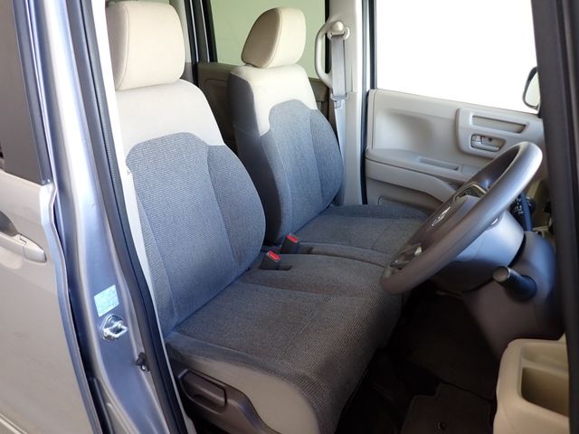 Honda N BOX 2018-10 182485-11