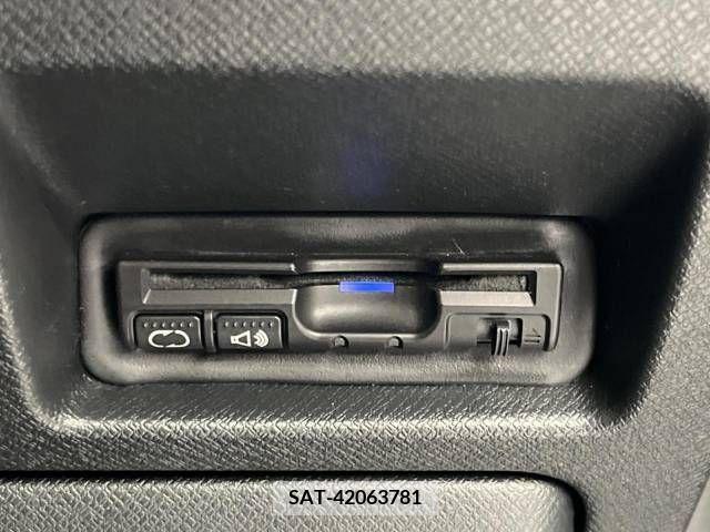 Honda e 2012-10 345295-6