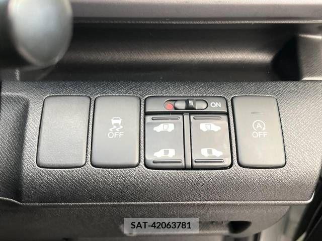 Honda e 2012-10 345295-4