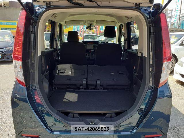 Toyota ROOMY 2017-08 283668-17