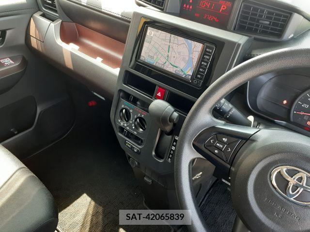 Toyota ROOMY 2017-08 283668-18