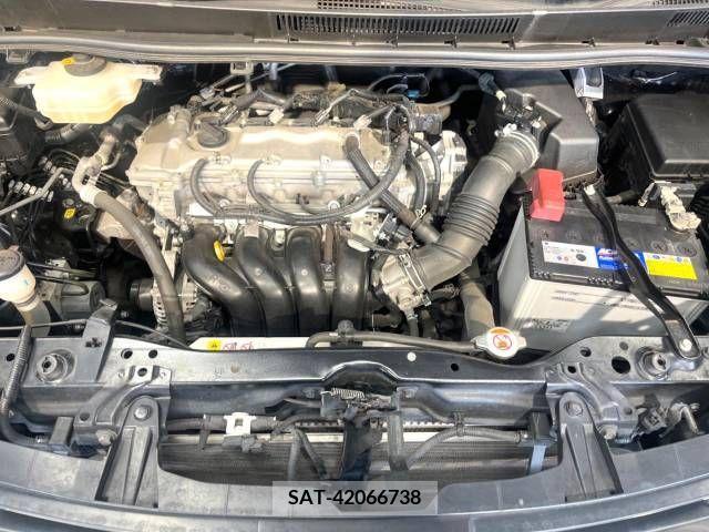 Toyota NOAH 2017-08 227275-19