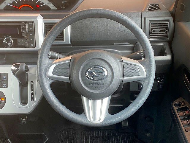 Daihatsu WAKE 2015-05 8240-13