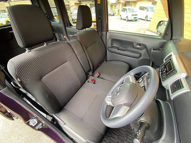 Daihatsu WAKE 2015-05 8240-9
