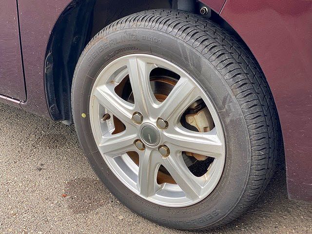 Daihatsu WAKE 2015-05 8240-26