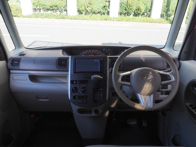 Daihatsu TANTO 2018-08 21759-1