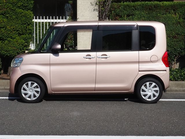 Daihatsu TANTO 2018-08 21759-19