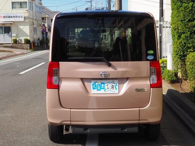 Daihatsu TANTO 2018-08 21759-25