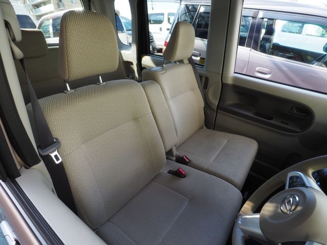 Daihatsu TANTO 2018-08 21759-11