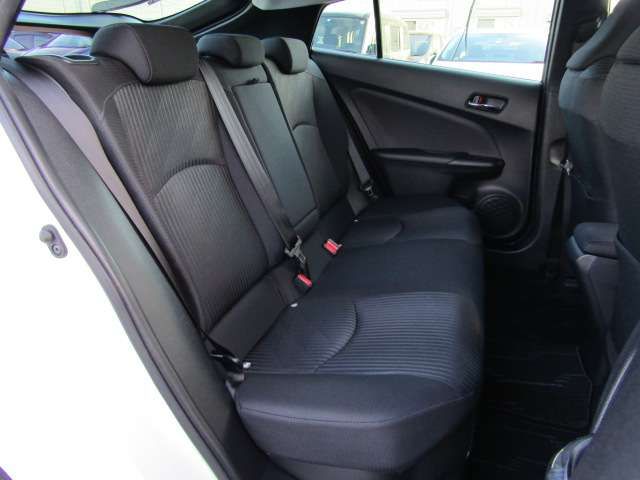 Toyota PRIUS 2020-05 186684-17