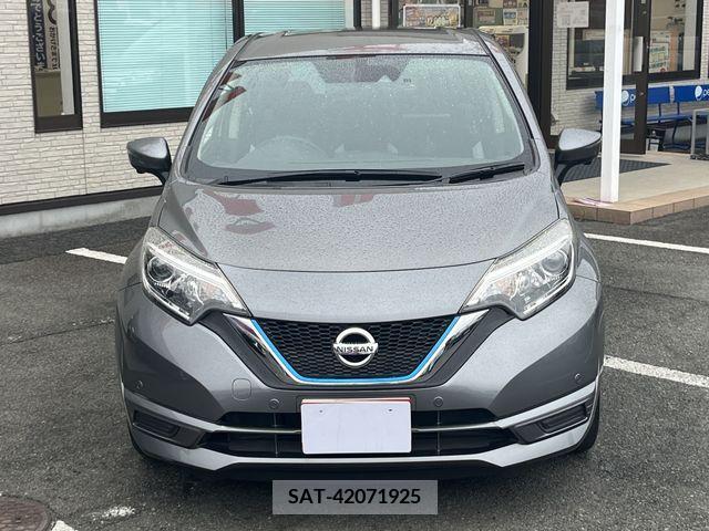 Nissan NOTE 2017-05 305387-1