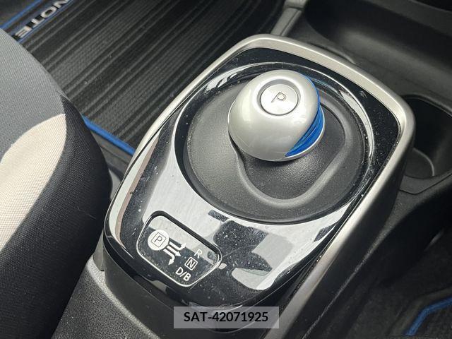 Nissan NOTE 2017-05 305387-16