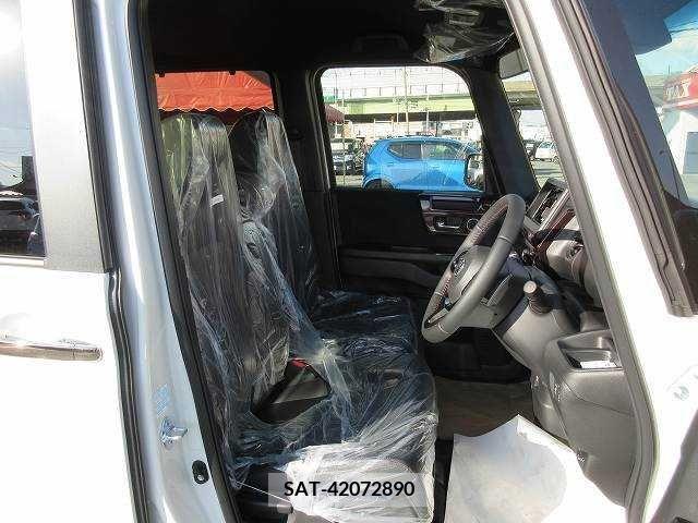 Honda N BOX CUSTOM 2023-08 203069-8