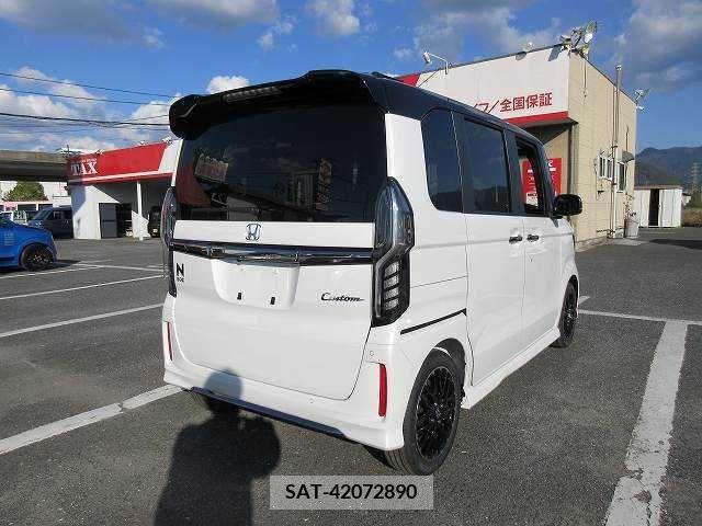Honda N BOX CUSTOM 2023-08 203069-2