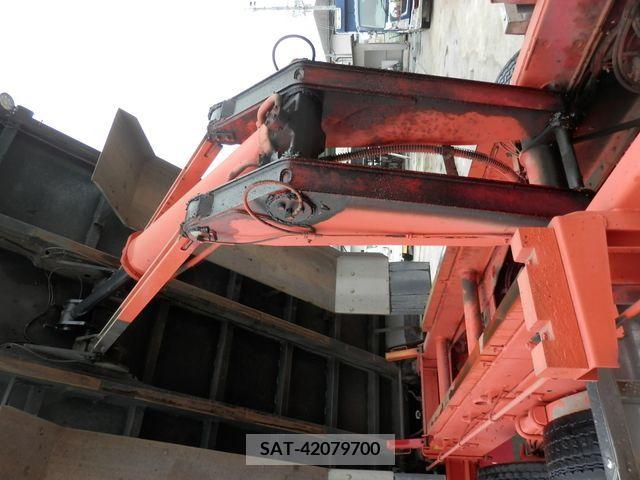 Isuzu GIGA 2004-11 325434-12