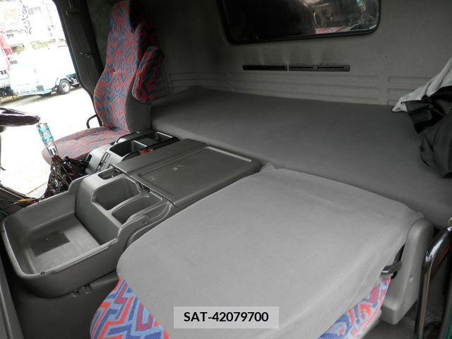 Isuzu GIGA 2004-11 325434-25
