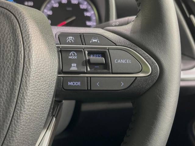 Toyota VOXY 2023-05 181697-5