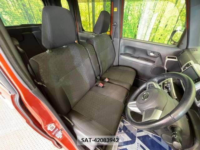 Daihatsu WAKE 2015-09 371066-8