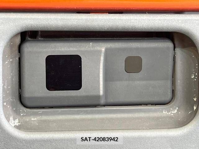 Daihatsu WAKE 2015-09 371066-3