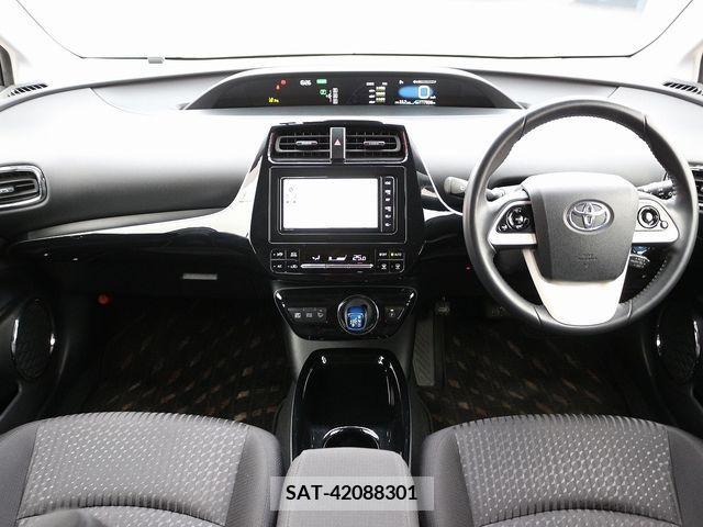 Toyota PRIUS 2018-09 212703-2
