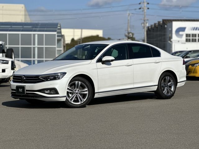 VolksWagen PASSAT 2022-05 187118-0
