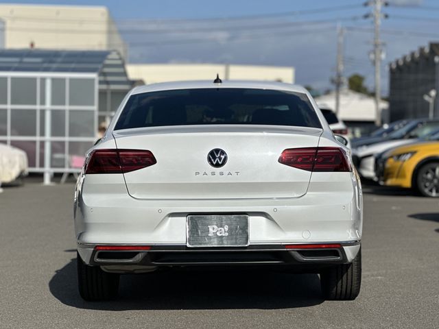 VolksWagen PASSAT 2022-05 187118-29