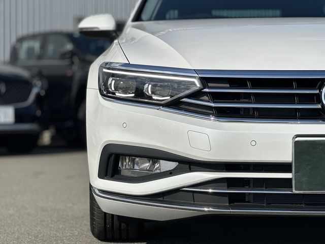 VolksWagen PASSAT 2022-05 187118-24