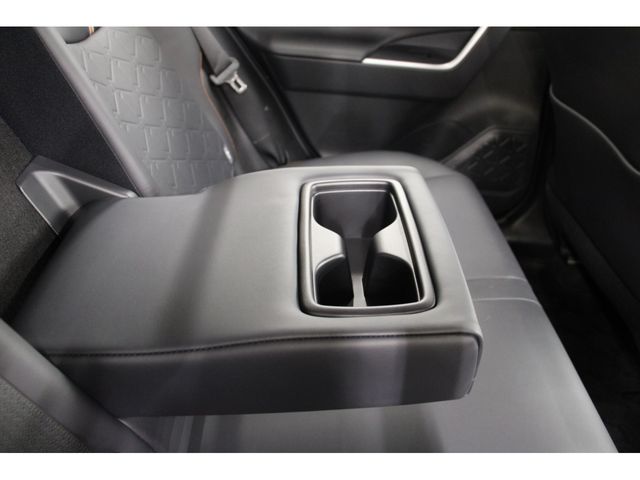 Toyota RAV4 2019-06 9603-15