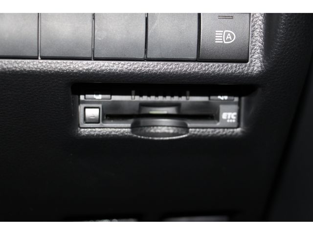 Toyota RAV4 2019-06 9603-10