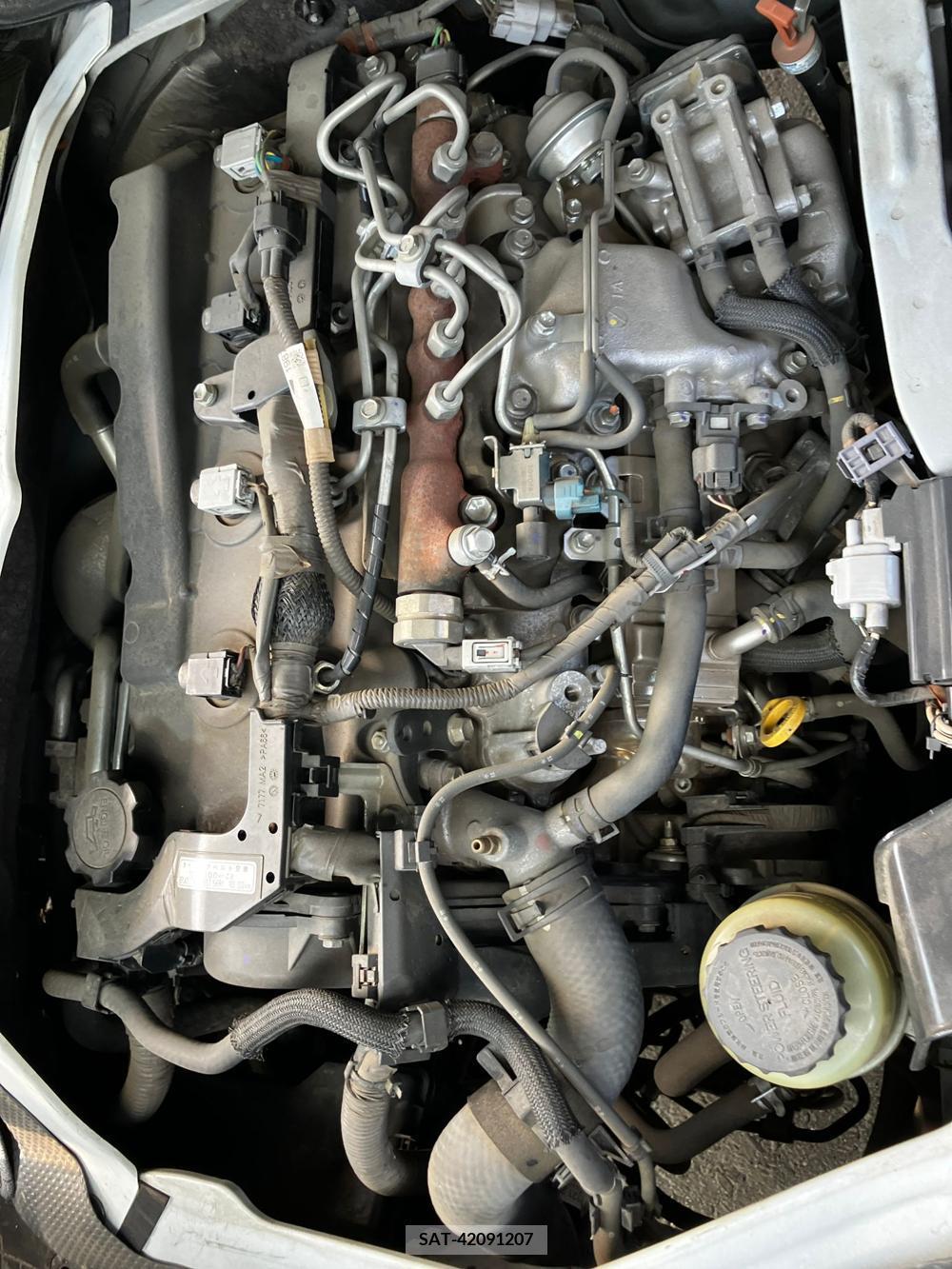 Toyota HIACE VAN 2017-01 258463-38