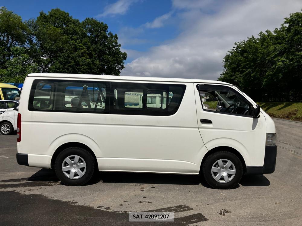 Toyota HIACE VAN 2017-01 258463-6