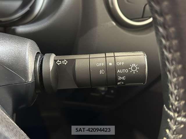 Nissan DUALIS 2010-04 268036-15