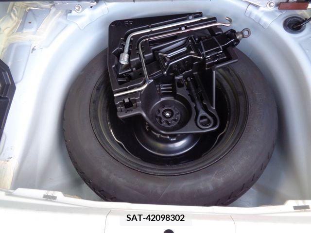 Toyota PRIUS 2013-10 378682-22