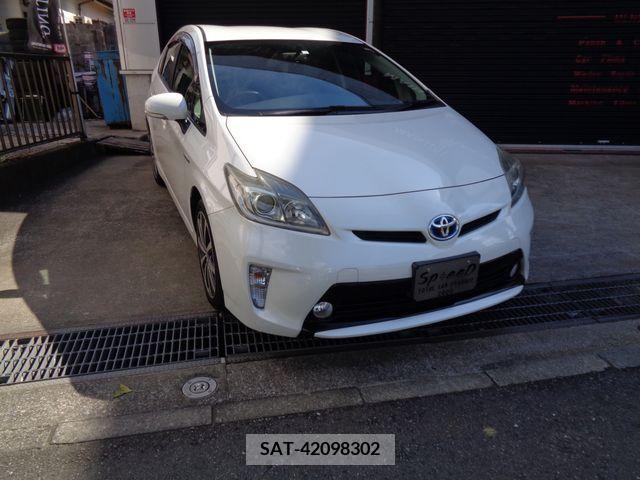 Toyota PRIUS 2013-10 378682-0