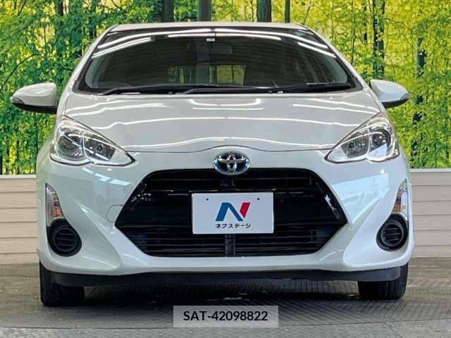 Toyota AQUA 2015-07 375790-14
