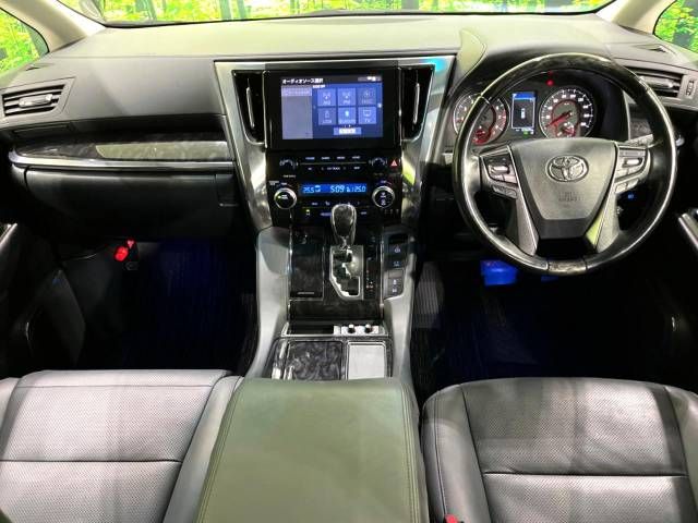Toyota ALPHARD 2021-08 186749-1