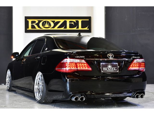 Toyota CROWN SEDAN 2010-09 5859-2