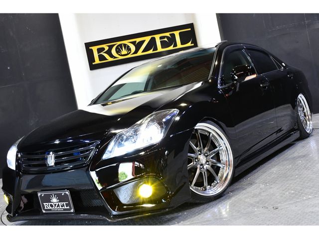 Toyota CROWN SEDAN 2010-09 5859-8