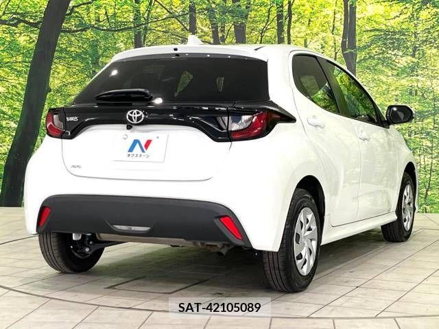 Toyota YARIS 2023-02 313251-17