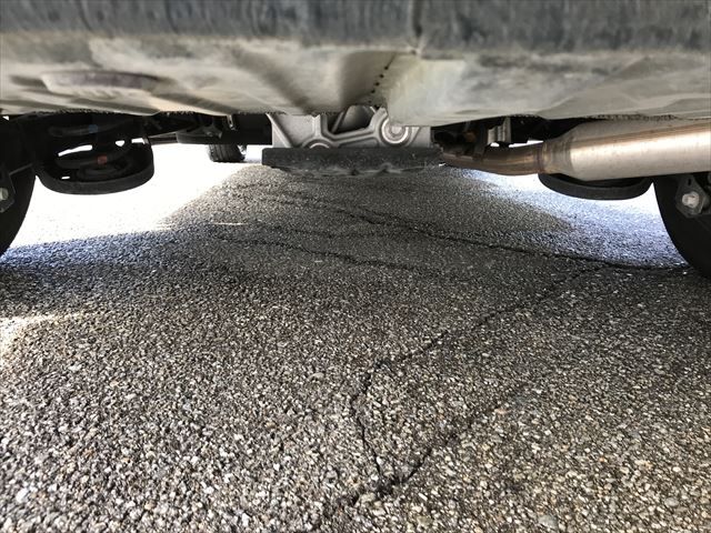 Toyota VOXY 2020-09 13398-7