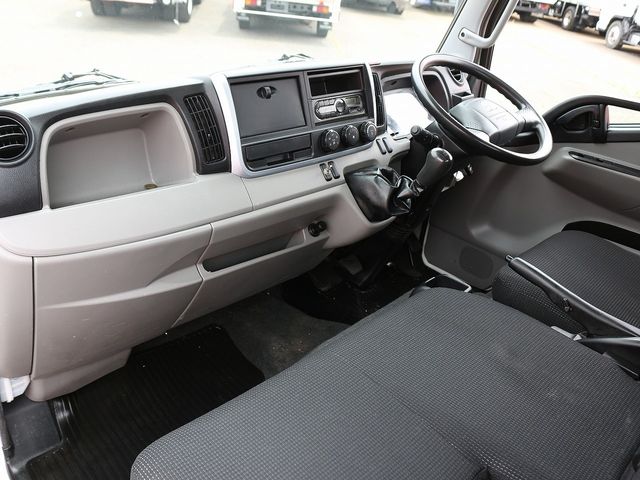 Mitsubishi CANTER 2017-12 183777-26