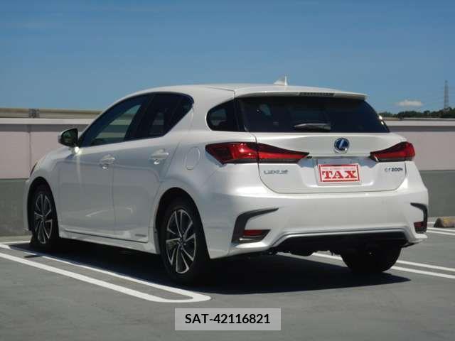 Lexus CT 2022-10 353926-6